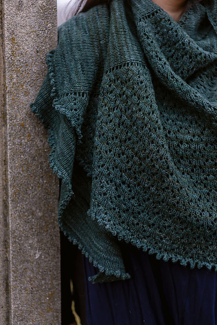 Lichen shawl